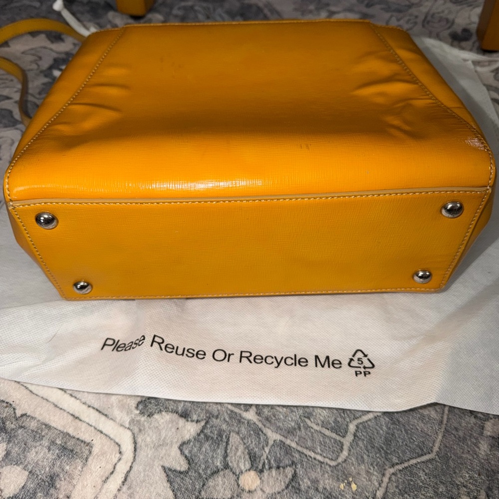 Fendi 2Jours Yellow Handbag from 2014 Karl Lagerfeld Collection - Picture 9 of 16